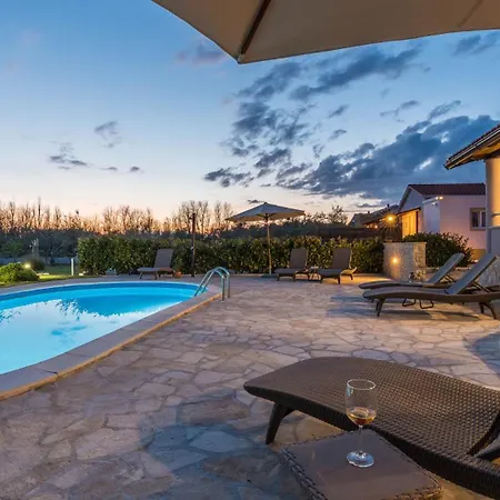 Villa Olive-privlaka By Guide Privlaka (Zadar)