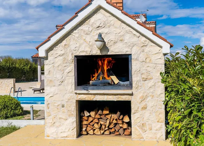 Olive-privlaka By Guide Villa *